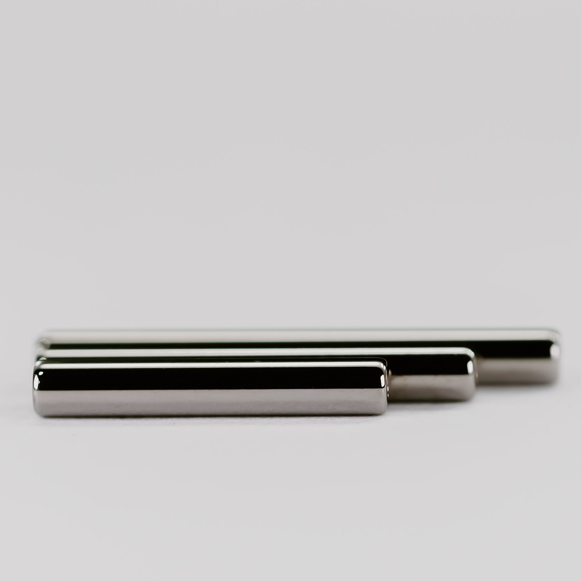 Threaded 12g Straight Post – shop.cascadebodyjewelry.com