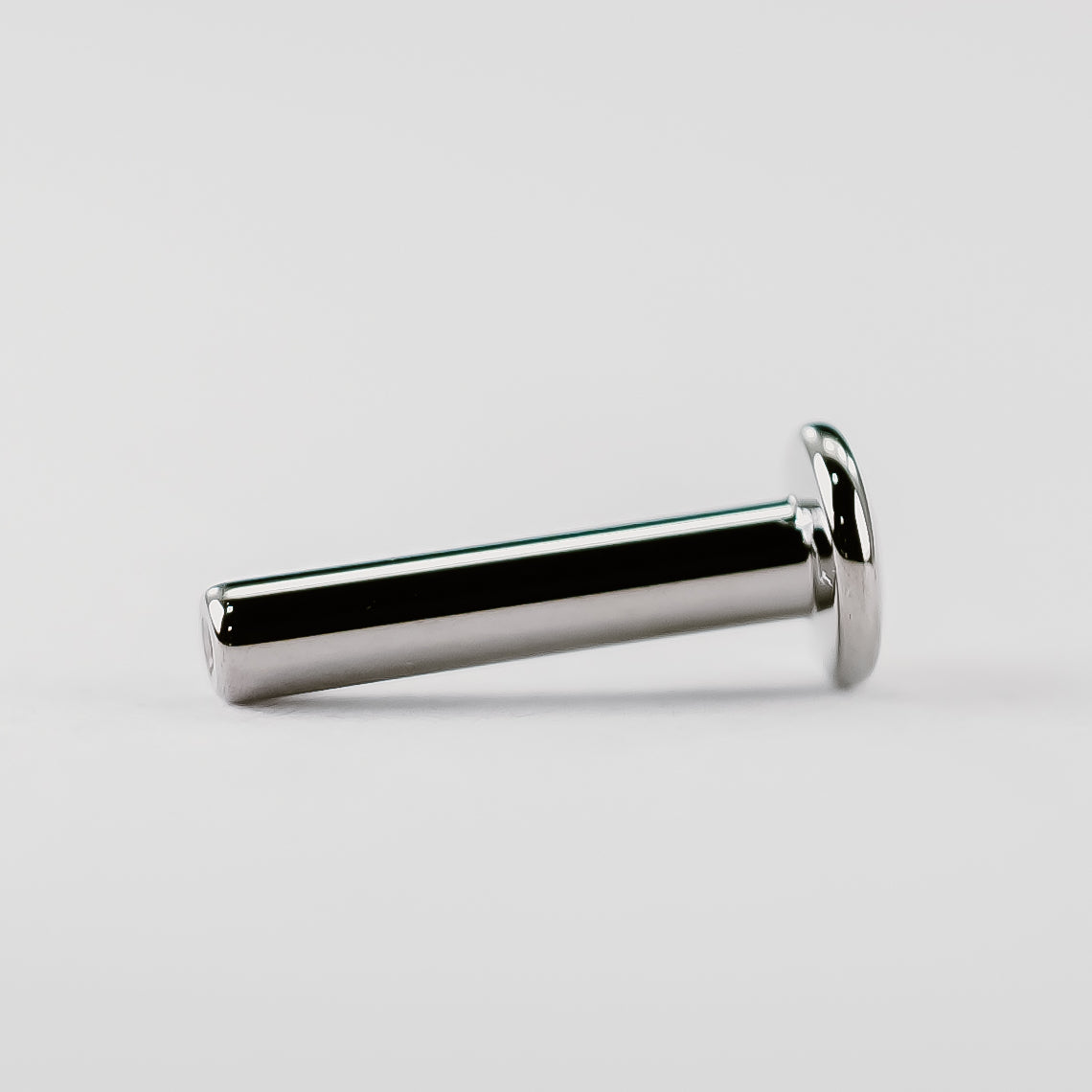 Threaded 14g Fixed Disk Post 3.5mm – shop.cascadebodyjewelry.com